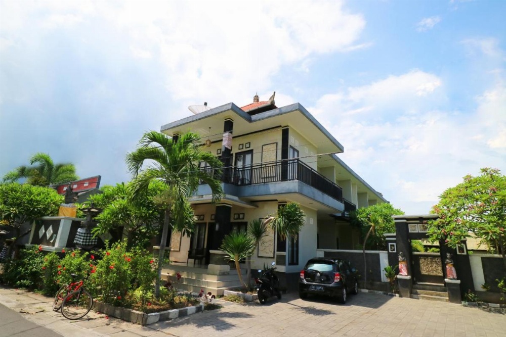 GM Lovina Image 35