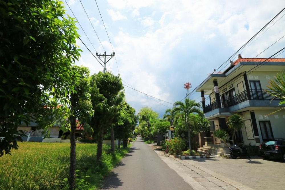 GM Lovina Image 36